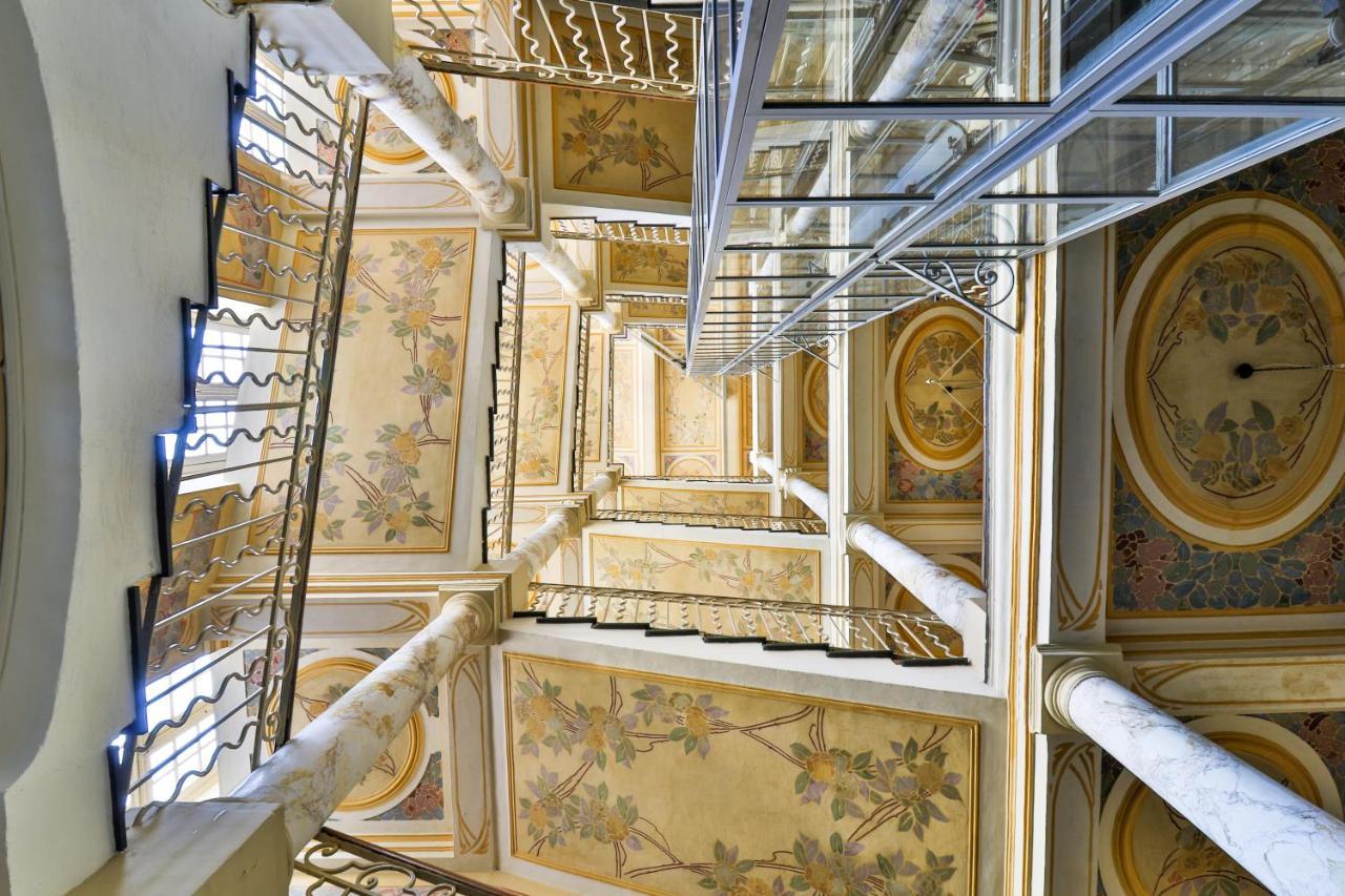 Апартаменты Palais Hongran De Fiana Ницца Экстерьер фото